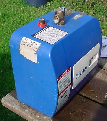 Titan compact electric water heater 2 Â½ gallon used