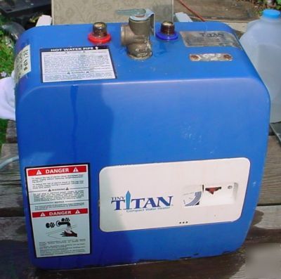 Titan compact electric water heater 2 Â½ gallon used