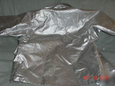 1 used firefighter aluminized proximity turnout gear 40