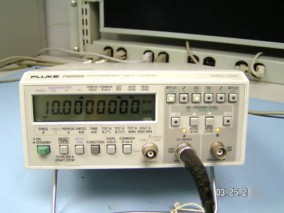 Fluke-philips pm 6666 frequency counter 0.1HZ - 1.3 ghz
