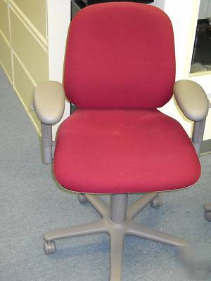 Steel case office chair