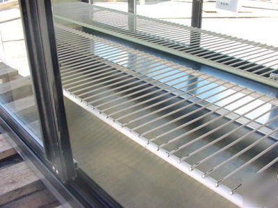 Commercial refrigerated dessert case