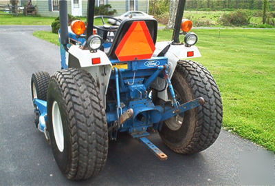 Ford 1620 diesel tractor, 4X4, 60