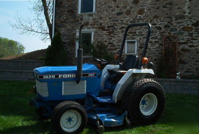 Ford 1620 diesel tractor, 4X4, 60