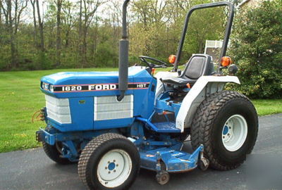 Ford 1620 diesel tractor, 4X4, 60