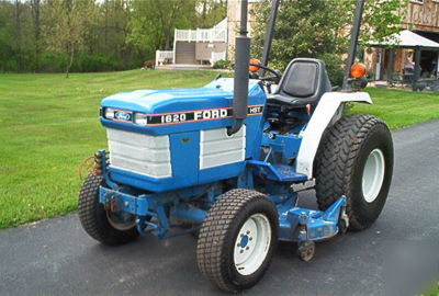 Ford 1620 diesel tractor, 4X4, 60