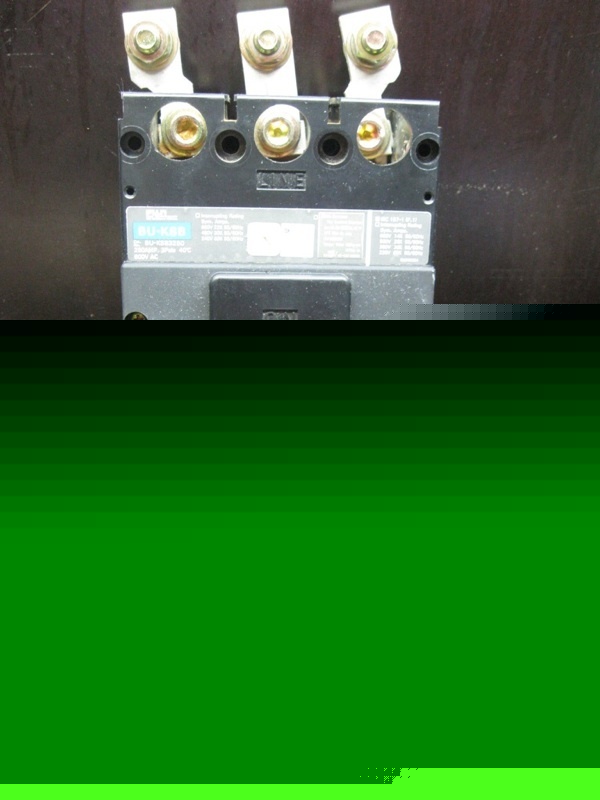 Fugi electric 250 amp circuit breaker model bu-ksb 600V