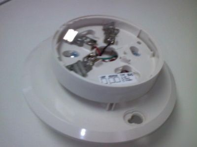 System sensor B501BHT-2 sounder base