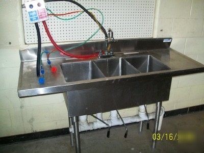 Amtekco compact triple 3 bay ss stainless steel sink