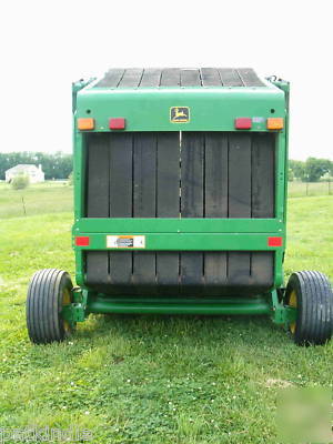 1998 john deere model 566 round baler 1245 bales