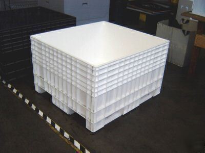 48X44X29 buckhorn hdpe fixed wall pallet bulk container