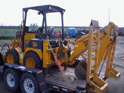 Jcb 208S backhoe loader w/skid steer atachment mount