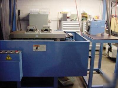 Mazak v-10 vertical machining center, apc, 4TH-axis