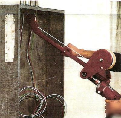 Reel-ez commercial power cable & wire puller 