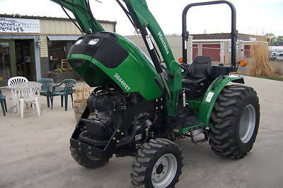 Tractor R3644 hst 