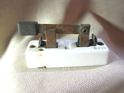 Knife switch--small hit miss- porcelain mem co. 