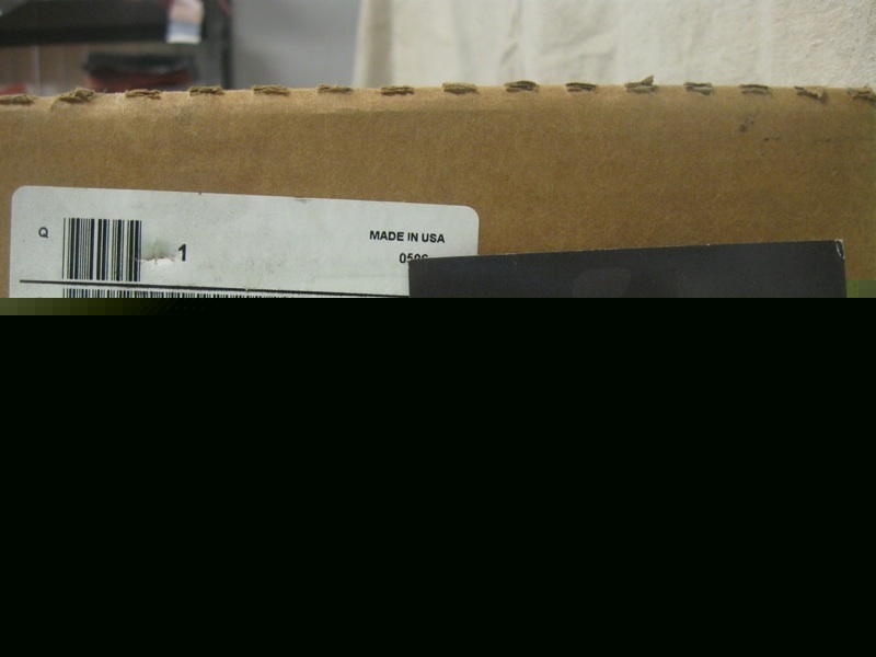 New L7552640253B parker 2 pos pneumatic valve in box