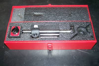 Starrett magnetic base 659AZ w/dial 2X power of 657 