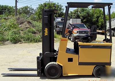 Yale 6,000#, 48V electric forklift, 379.2 actual hrs. 