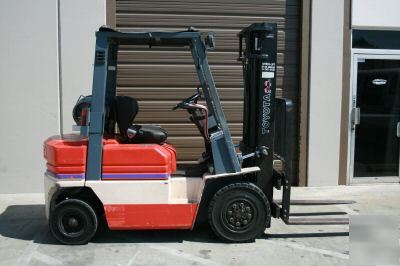 Toyota 4000 lbs. forklift + side shilt + lp + 