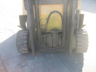 Hyster 5000# forklift traction tires quad mast 20' lift