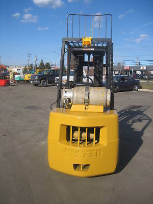 Hyster 5000# forklift traction tires quad mast 20' lift