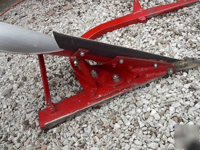 Farmall ~ 1-F194 moldboard plow fast hitch with colter