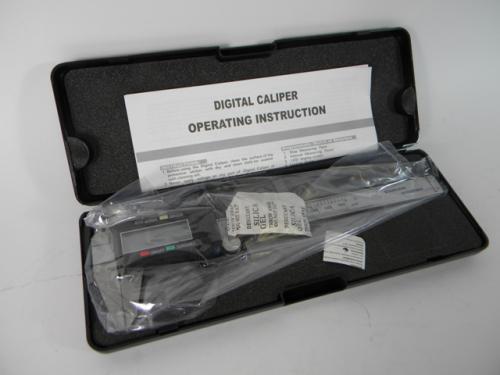 Digital caliper 0-155MM w/ case & instructions