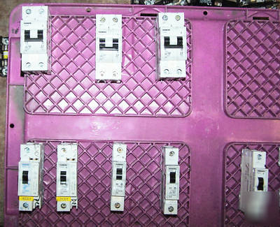 24 pc. lot siemens circuit breakers, 5SX22,5SX51,5SX21