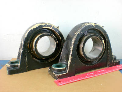 Dodge 2 15/16'' pillow block bearings mounted lot of 2