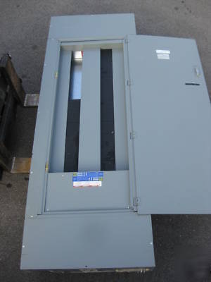 Square d i-line main lug panelboard 600AMP 480V 3P 3W 