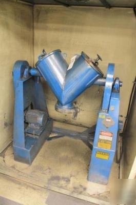 1 cu. ft. patterson kelley twin shell blender #6693