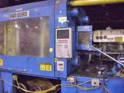 500 ton, 30 oz. van dorn injection molding machine '90