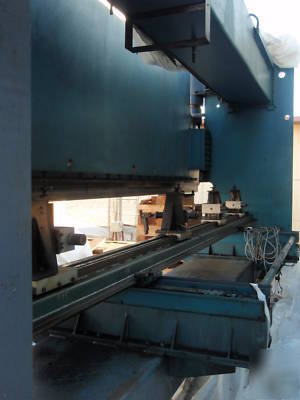 26' haco 450 ton press brake, 39