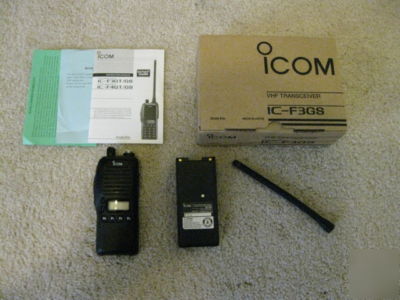 New ** in box** icom ic-F3GS-2 vhf handheld