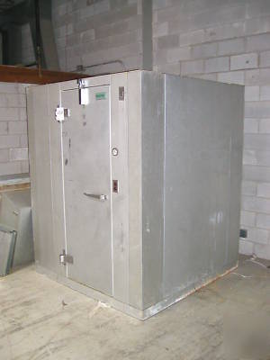 Kolpak 6' x 6' x 7'6'' walk in freezer w/ drop in comp.