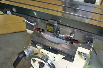  2 hp shop fox vertical/horizontal ram type mill