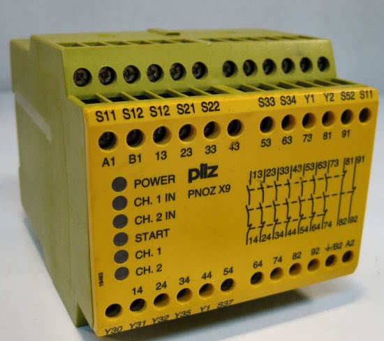 Pilz 24V safety relay pnoz X9 7S20 704D
