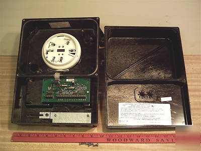 Simplex duct smoke detector housing & relay #4098-9753
