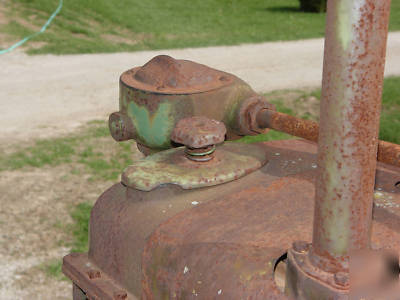 1937 john deere b with orig. factory round spoke wheels