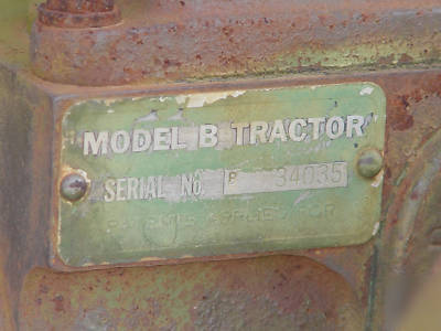 1937 john deere b with orig. factory round spoke wheels