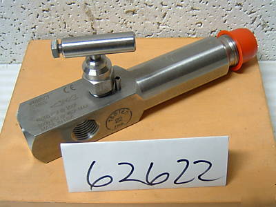 New pgi gauge valve 316SS 3/4