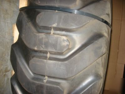 New goodyear 20.5-25/12PLY tire & rim for motor graders