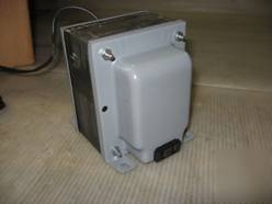 New - magnetek-triad stepdown transformer p/n n-7M