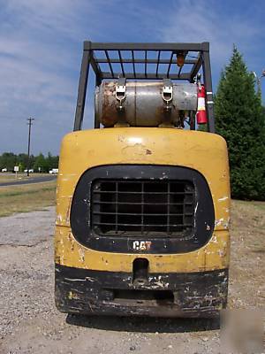 Caterpillar 10000 lb cap forklift 1999 low hours 2259