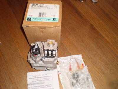 New w/r 24 v hsi gas valve universal 36C03-333