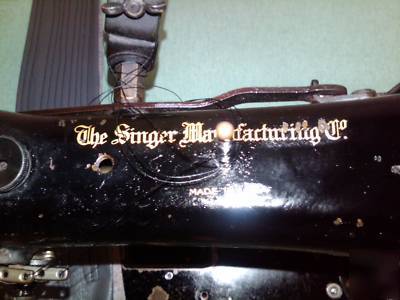 Singer double needle leather sewing machine 