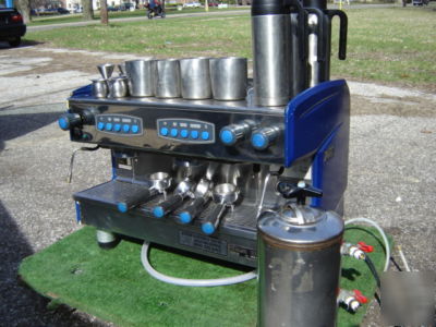 Bloomfield cafe elite xeos 2 bar espresso machine set