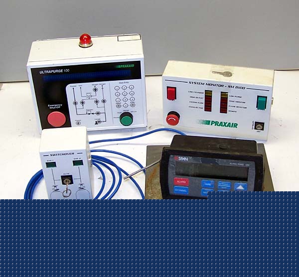 Lot 5 praxair flopure ultrapurge gas control w/ scale