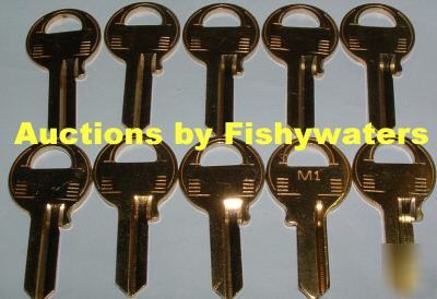 Master M1 lock key blanks 10PCS standard padlock 